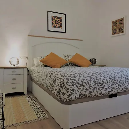 La Casa De Los Abuelos *