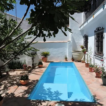 La Casa De Los Abuelos *