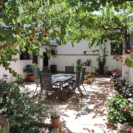 La Casa De Los Abuelos *